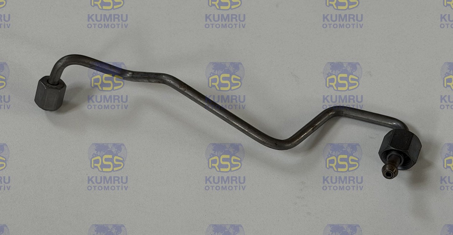 Steel high-pressure fuel pipe with a nut at each end and several bends, OE reference A 646 070 03 33